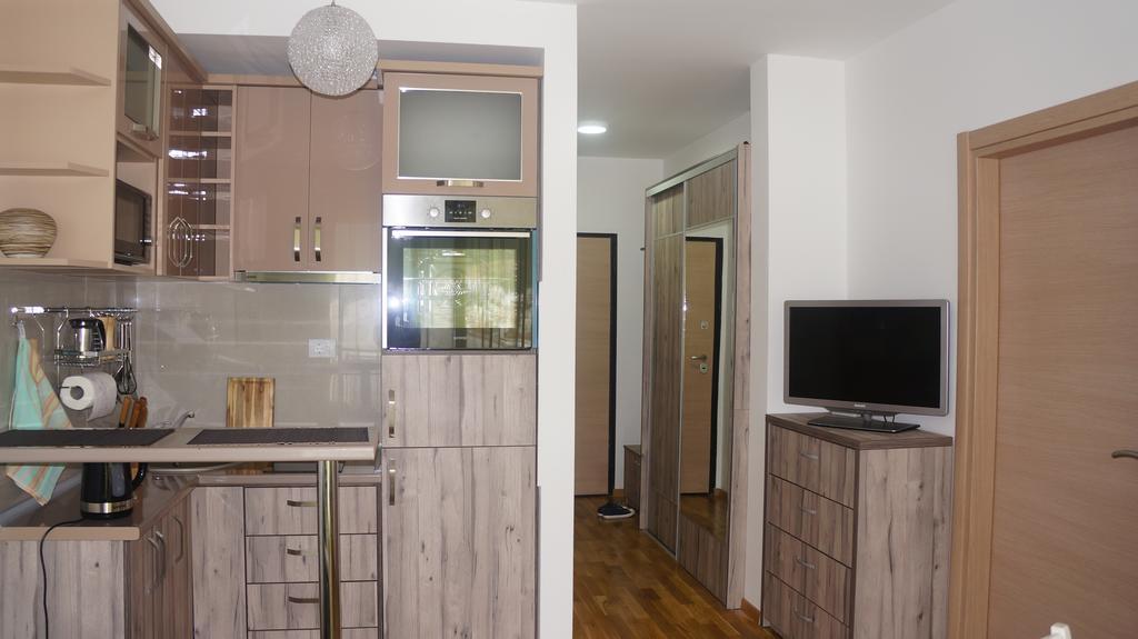 Apartments Lora Bokeljske Brigade Budva Luaran gambar