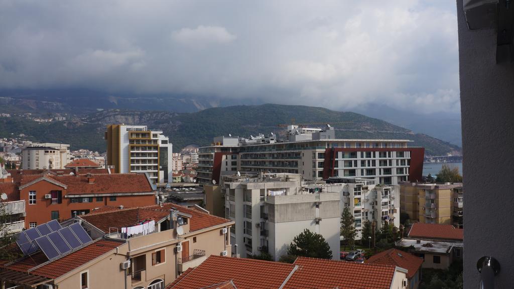 Apartments Lora Bokeljske Brigade Budva Luaran gambar